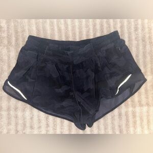 Lululemon Hottie Hot Low Rise Shorts Dark Camo 10